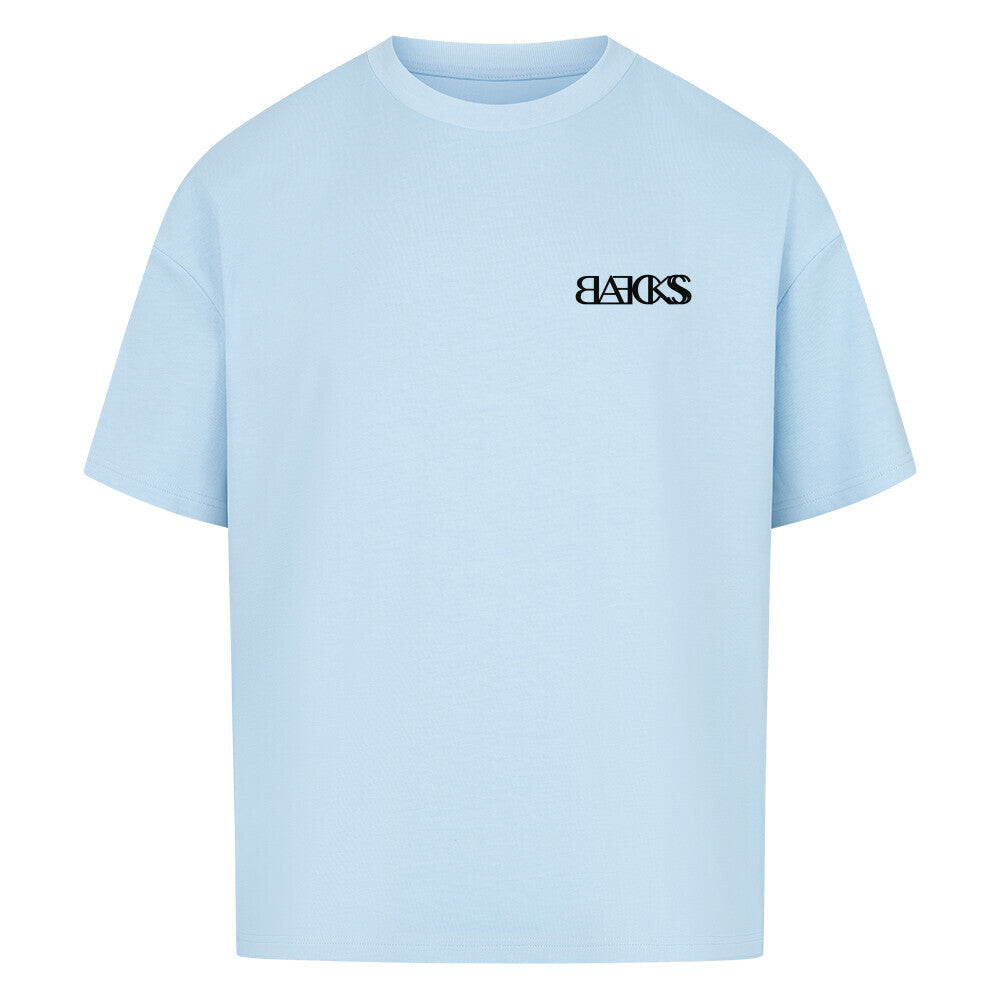 BLAECKSS Oversized Tee „Front Focus“ in Babyblau mit kleinem Frontprint, 240 GSM Baumwolle, ultraweich gebrusht, Oversized-Fit mit Drop Shoulders.