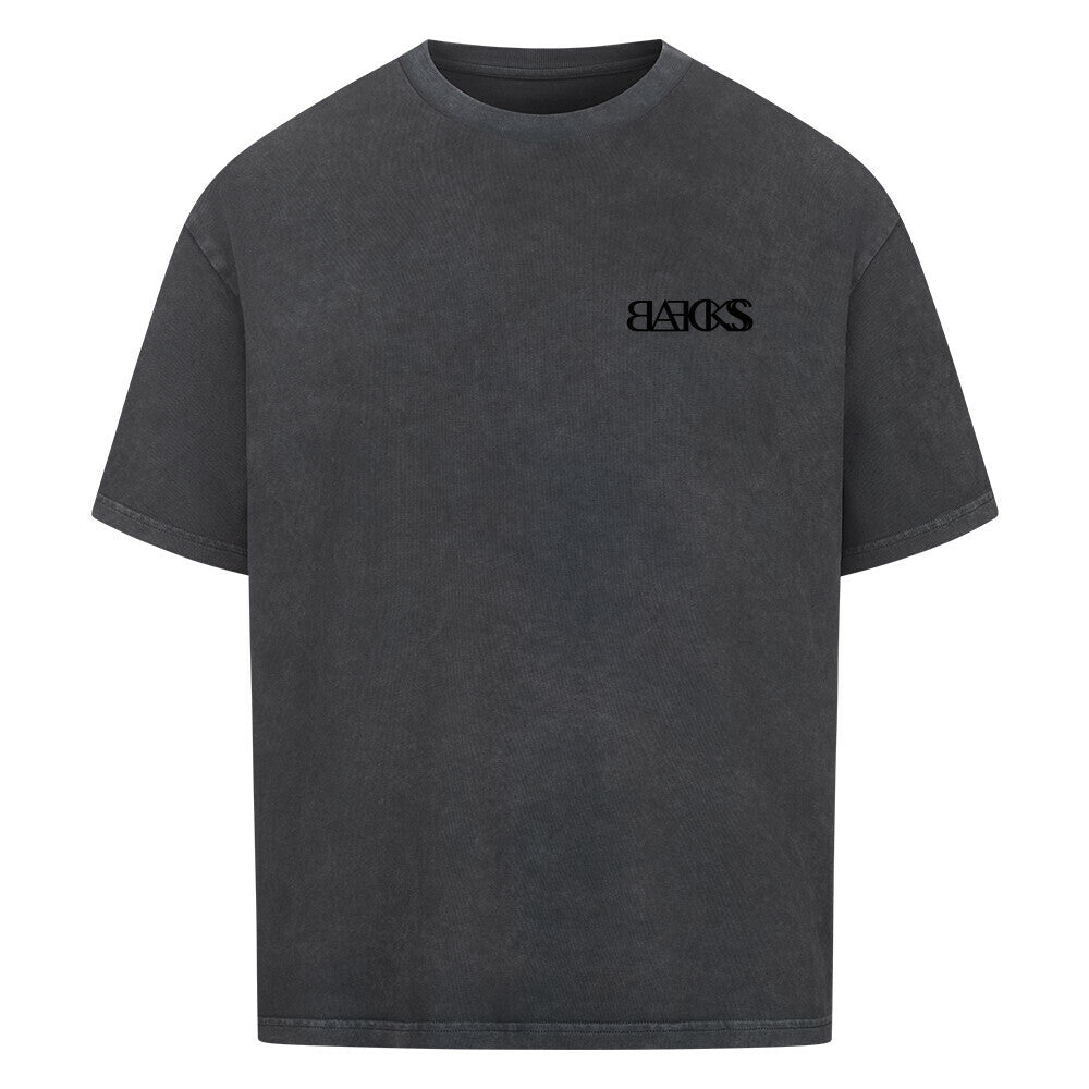 BLAECKSS Oversized t Shirt„Front Focus“ in verwaschenem Schwarz mit kleinem Frontprint, 240 GSM Baumwolle, soft gebrusht, Oversized-Passform mit Drop Shoulders.